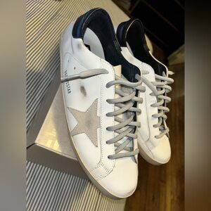 #Exclusive #GoldenGoose #SuperStar #Distressed #Size 44 #LikeNew #WithBox